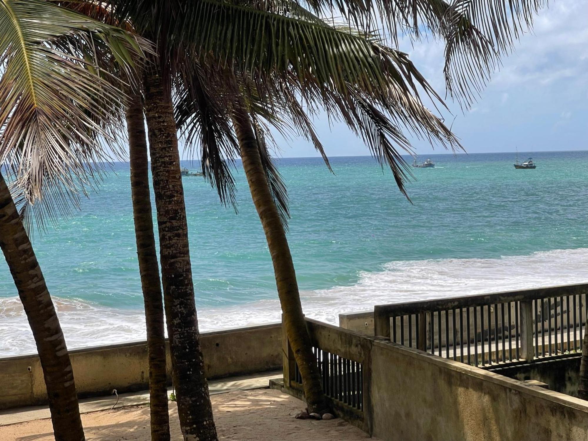 Blue Maalu Resort Ambalangoda  Buitenkant foto