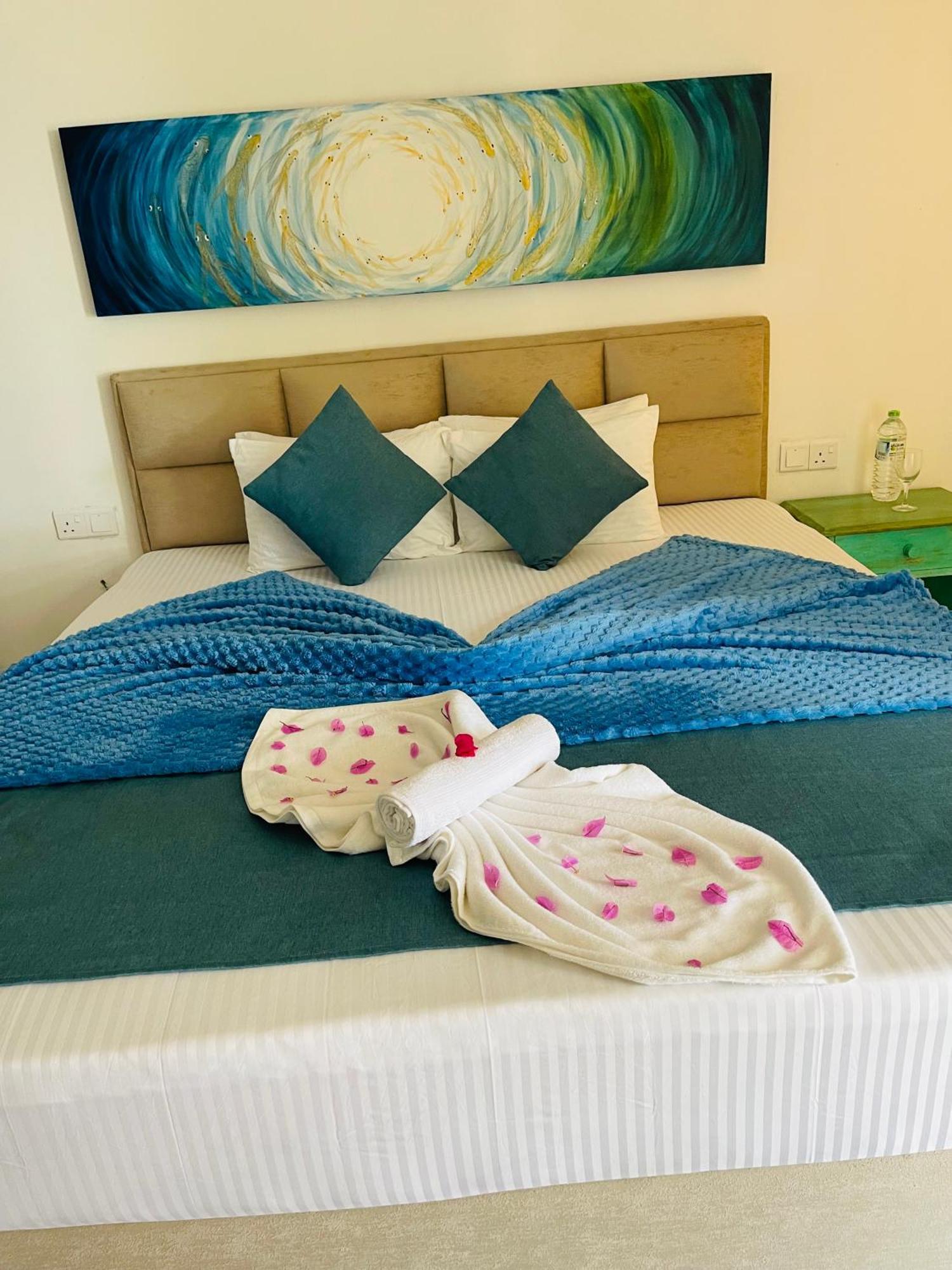 Blue Maalu Resort Ambalangoda  Buitenkant foto