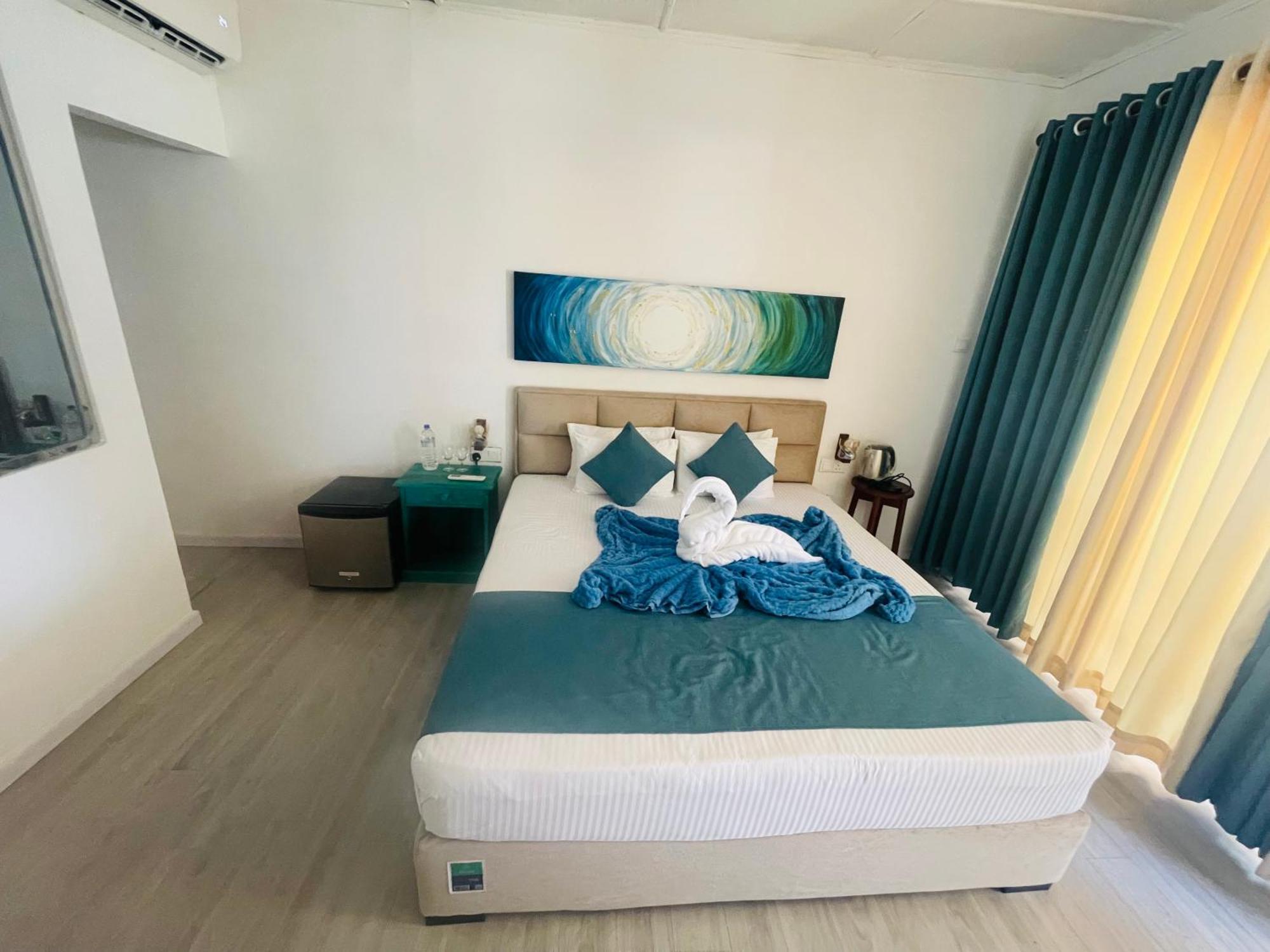 Blue Maalu Resort Ambalangoda  Buitenkant foto